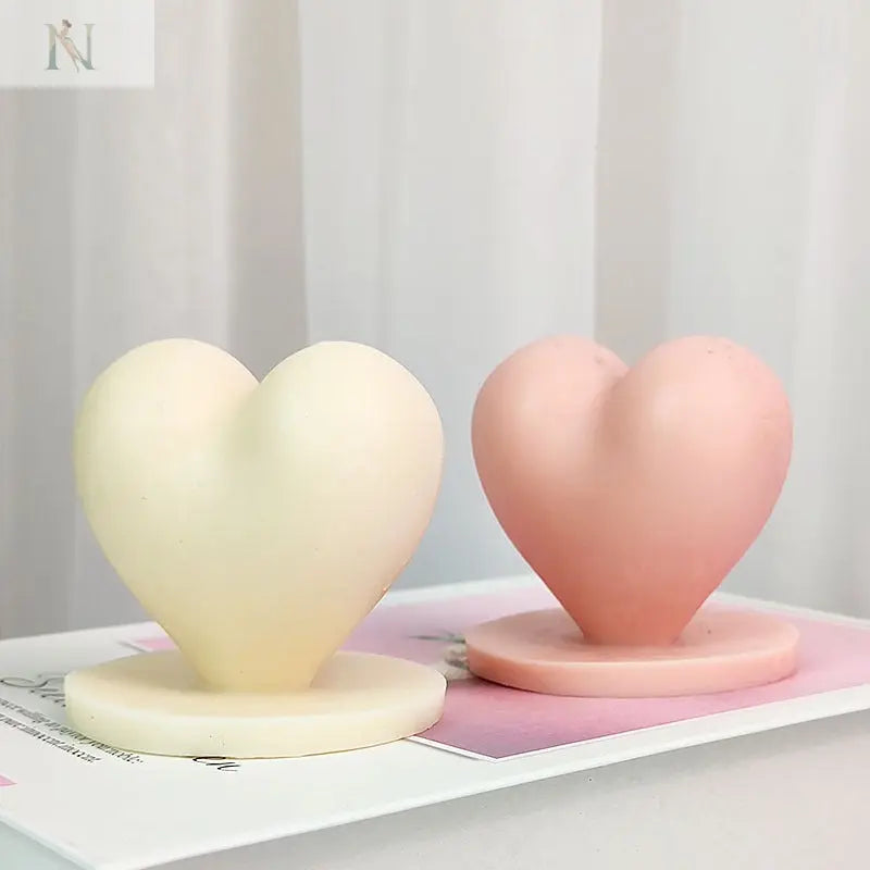Heart-Shaped Decorative Candle – Romantic Gift & Home Accent cj