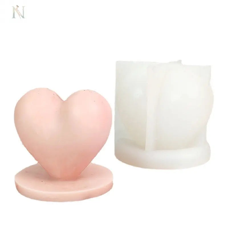 Heart-Shaped Decorative Candle – Romantic Gift & Home Accent cj